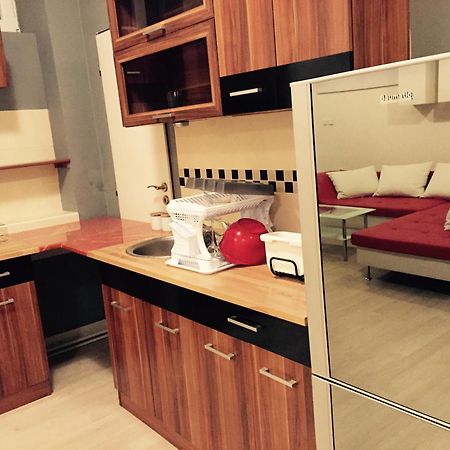 Old Town Boutique Apartments 利贝雷茨 外观 照片