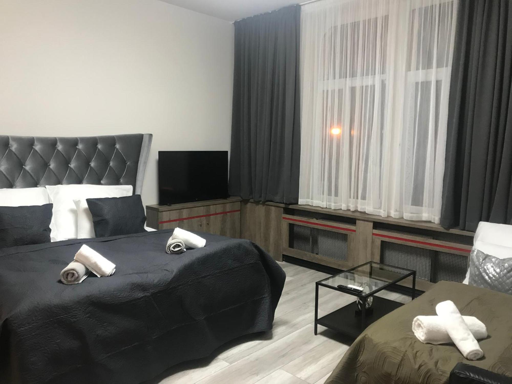 Old Town Boutique Apartments 利贝雷茨 客房 照片