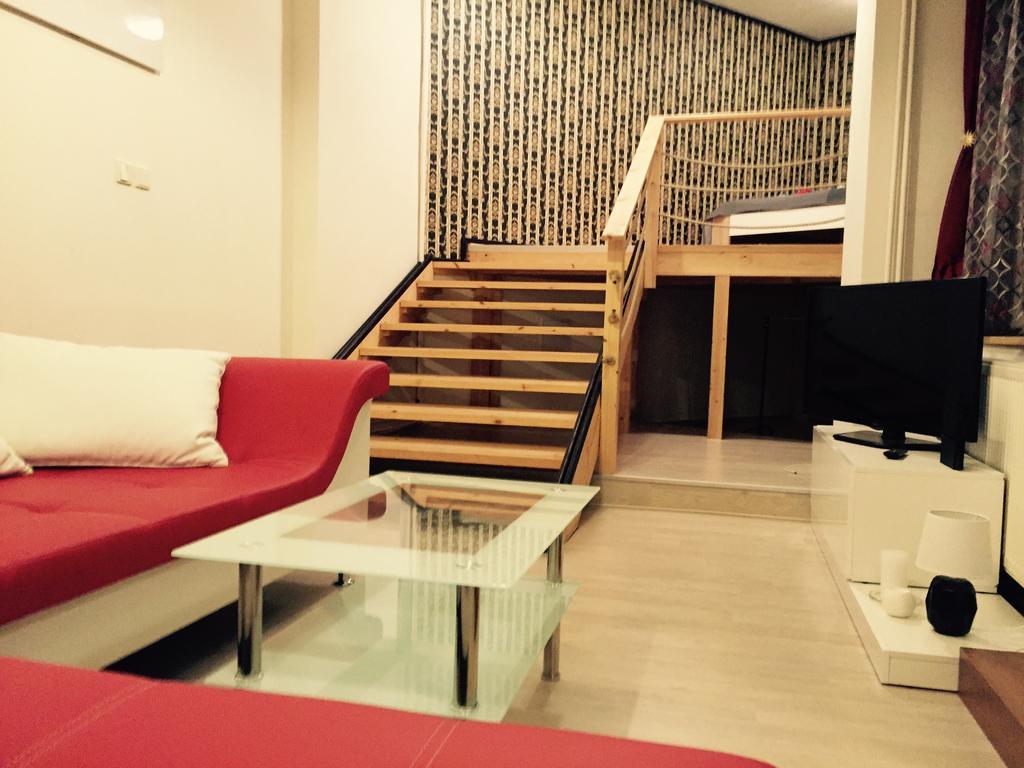 Old Town Boutique Apartments 利贝雷茨 外观 照片
