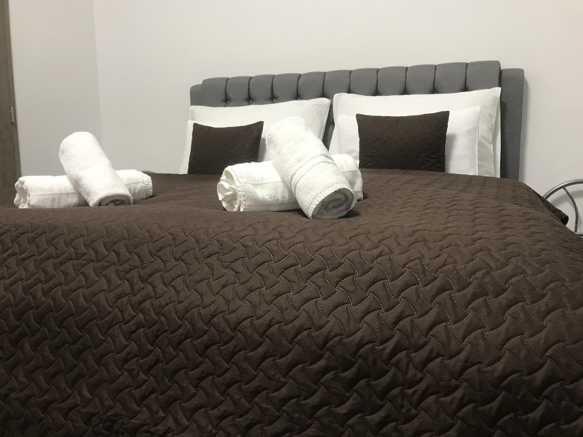 Old Town Boutique Apartments 利贝雷茨 外观 照片