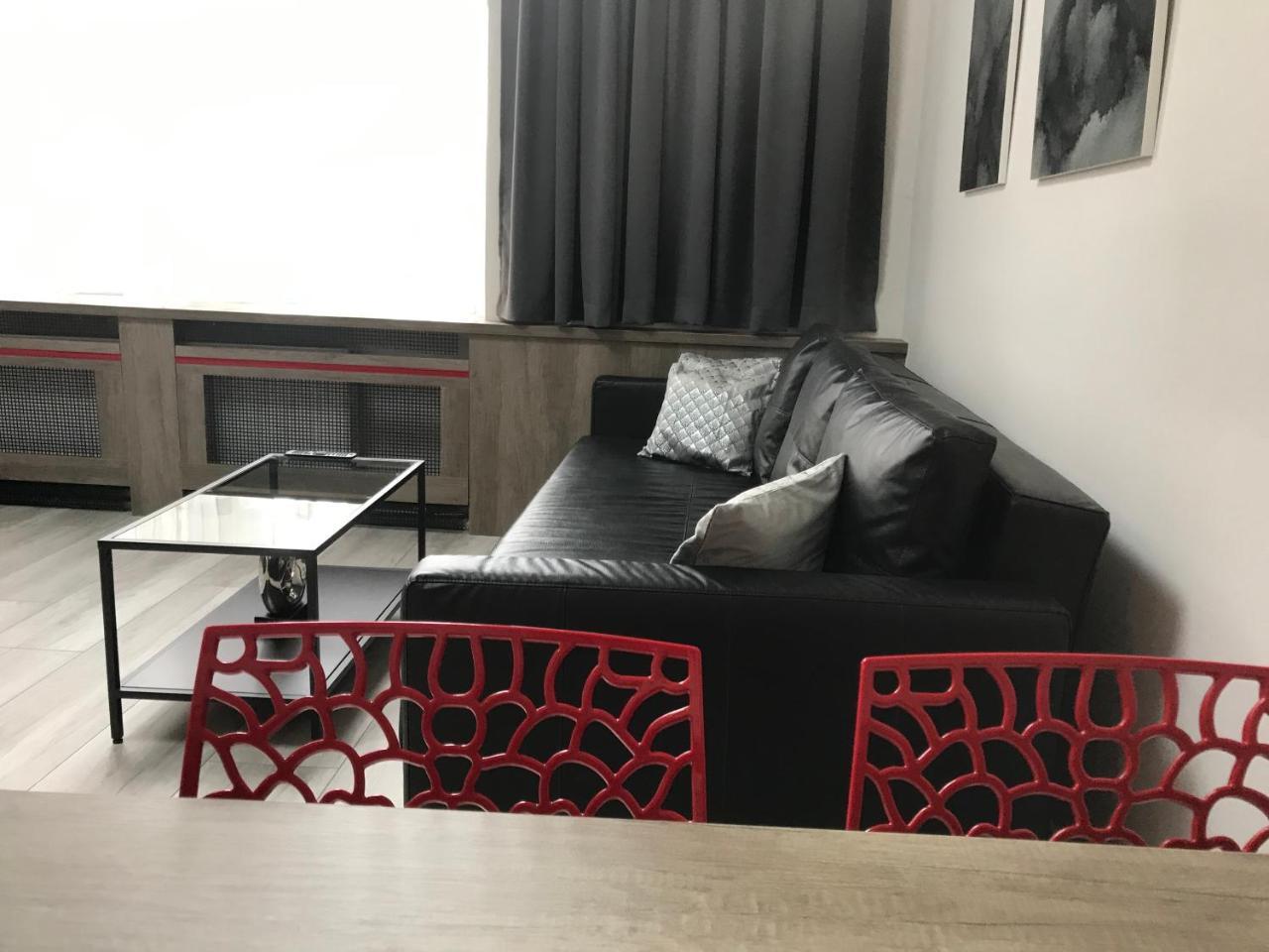Old Town Boutique Apartments 利贝雷茨 外观 照片