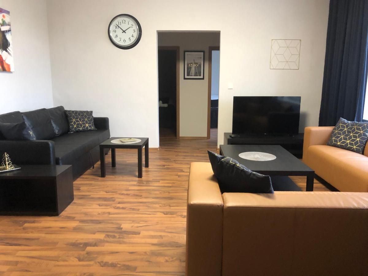 Old Town Boutique Apartments 利贝雷茨 外观 照片